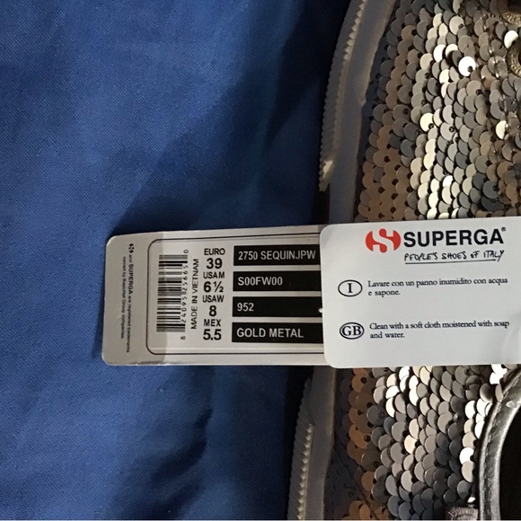 Size 8  gold  sneakers - Picture 3 of 4